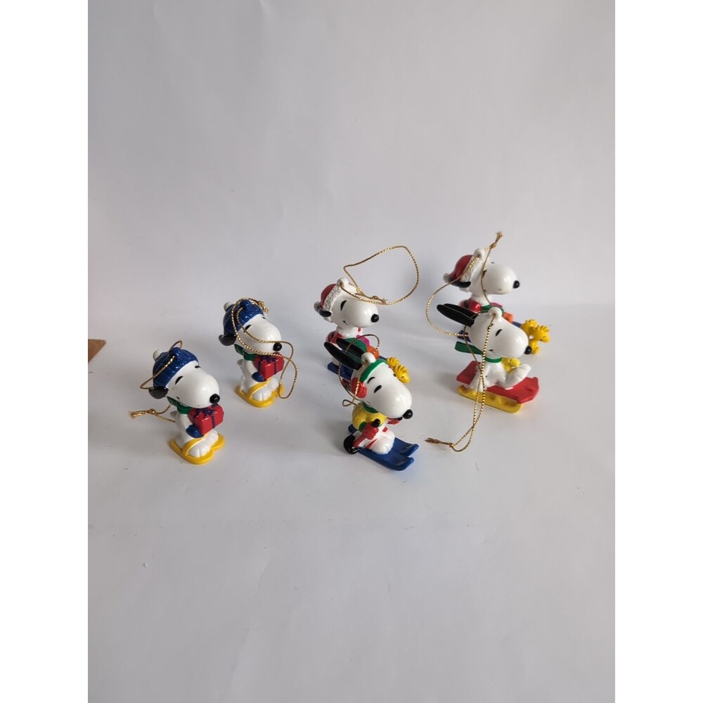 Vintage Peanuts Snoopy Woodstock Christmas Ornaments PVC Figurines Vtg Lot of 6